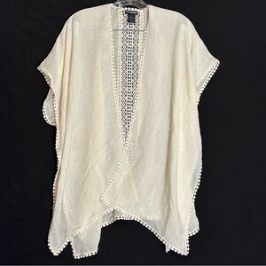 Steve Madden Cream Relaxed Boxy Tunic